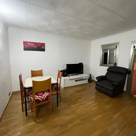 Habitacion Comoda En Barcelona Homestay *